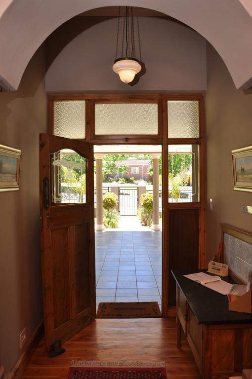 Berg En Dal Guesthouse Villiersdorp Εξωτερικό φωτογραφία