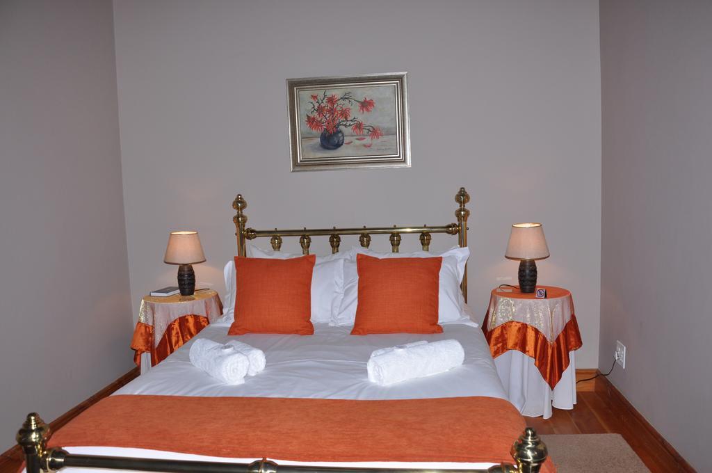 Berg En Dal Guesthouse Villiersdorp Εξωτερικό φωτογραφία