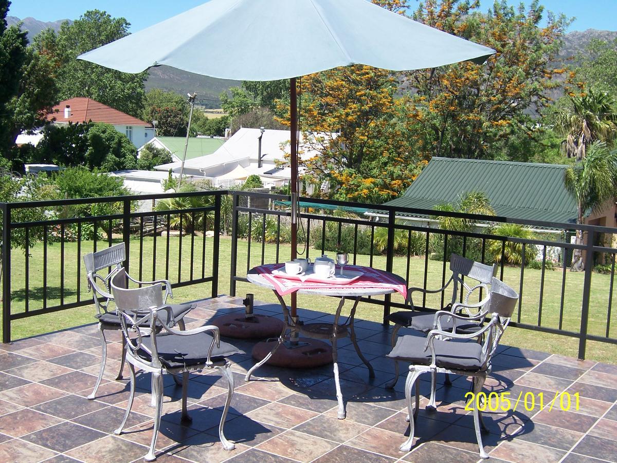 Berg En Dal Guesthouse Villiersdorp Εξωτερικό φωτογραφία